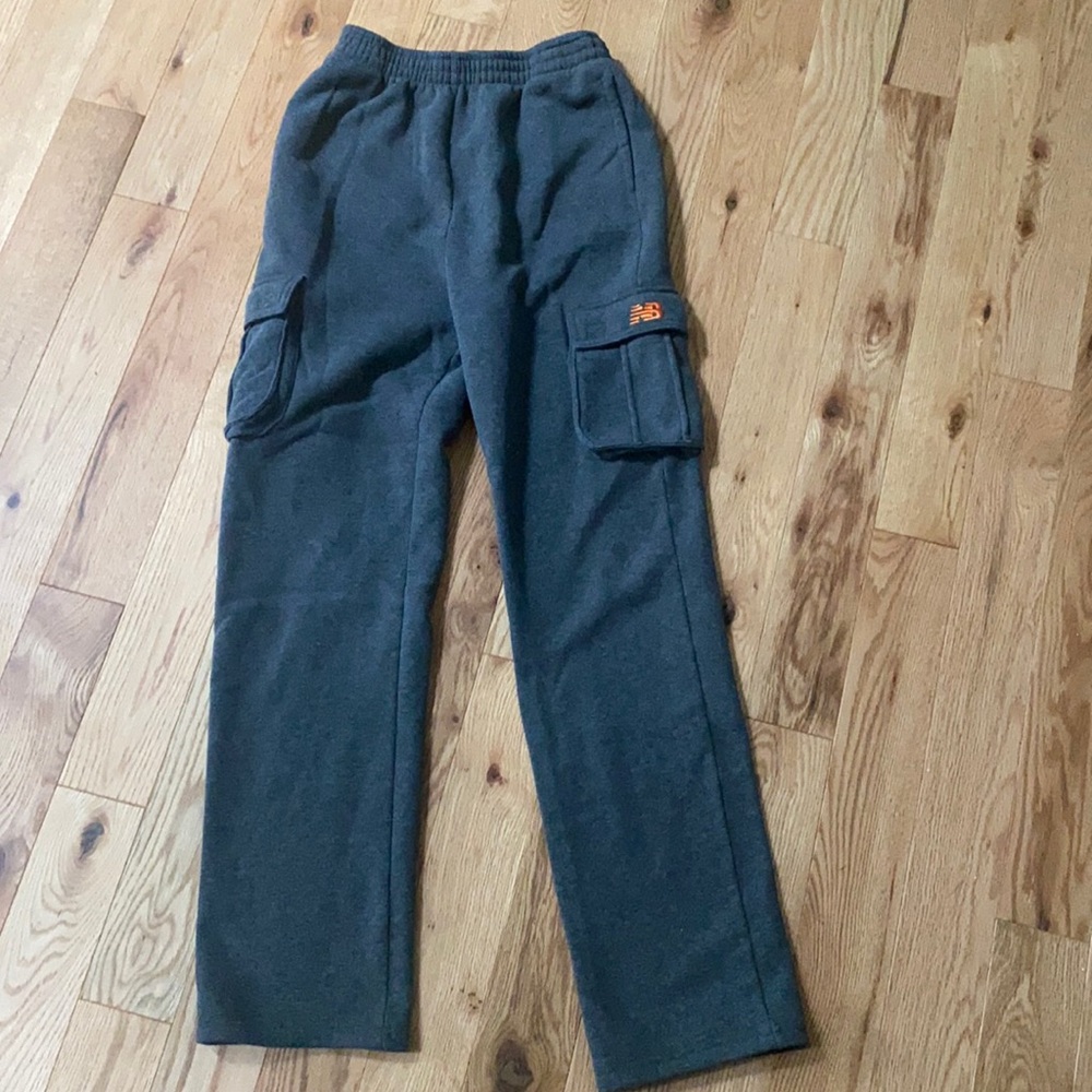 New balance sweatpants kids 14/16